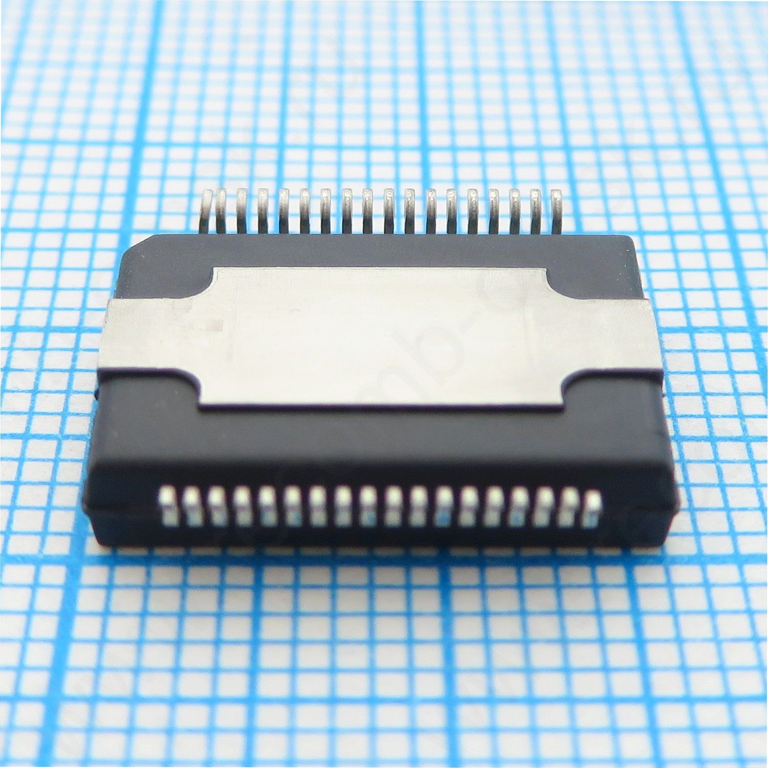 30529 BOSCH - драйвер в блоках управления