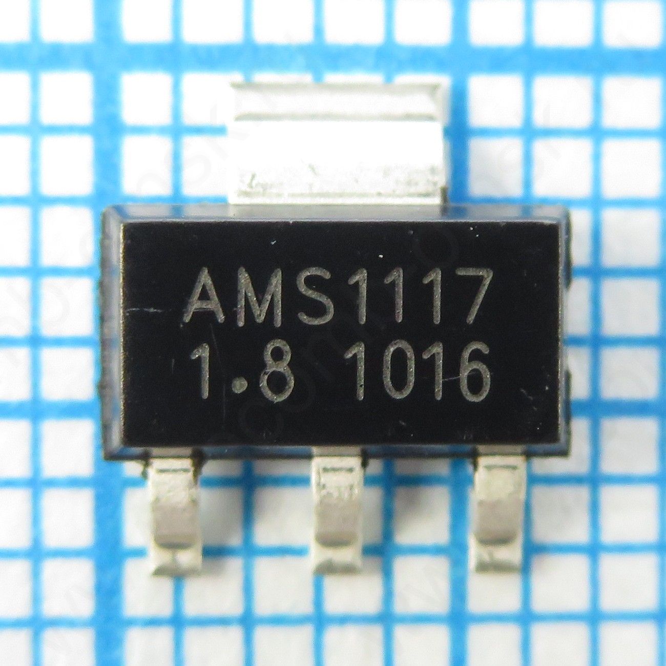 Микросхема AMS ams1117-5. Микросхема ams1117-ADJ. Ams1117 1.8. Микросхема AMS 117 t33.