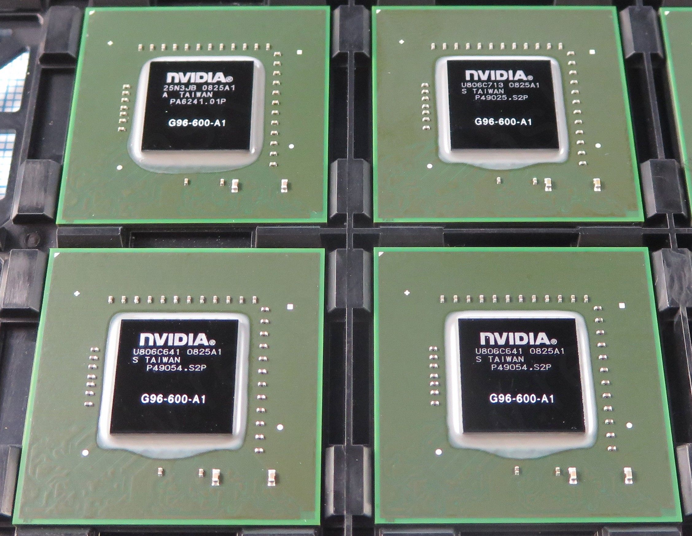 9600m deals