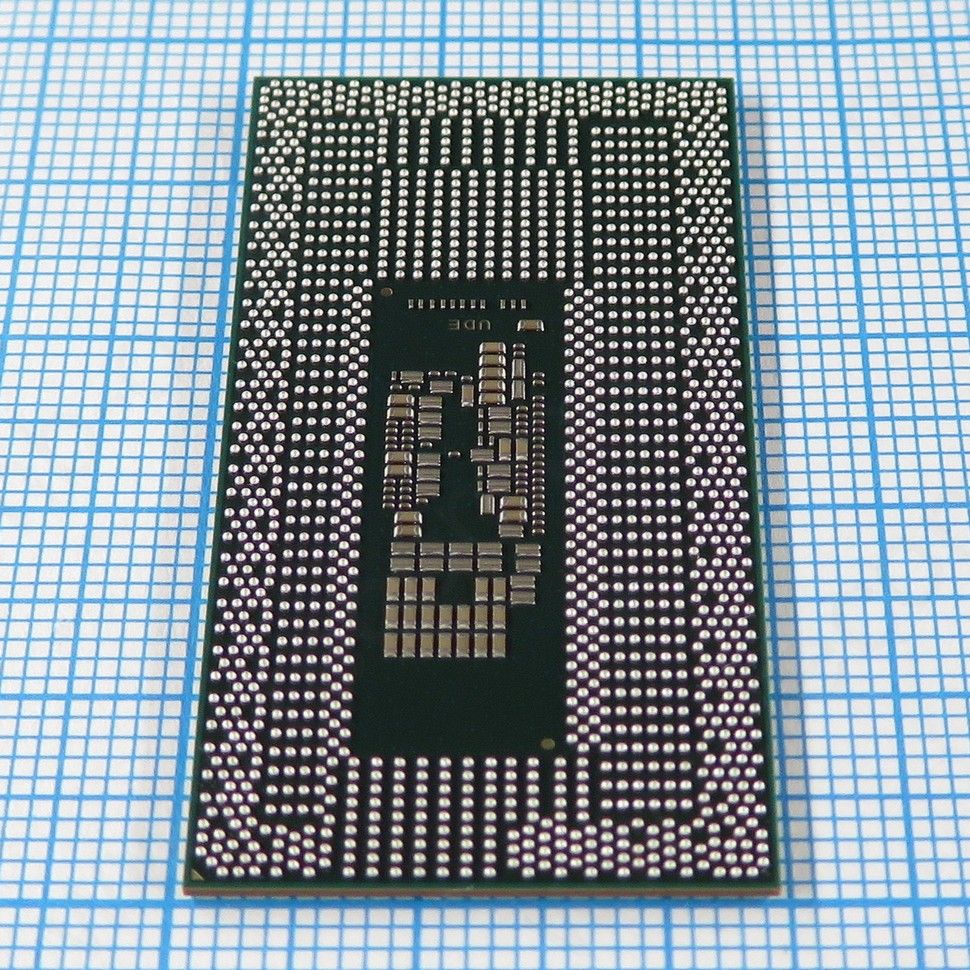 QQK9 i3-8145U SRD1V SRD1W Whiskey Lake-U BGA1528 - процессор для ноутбука